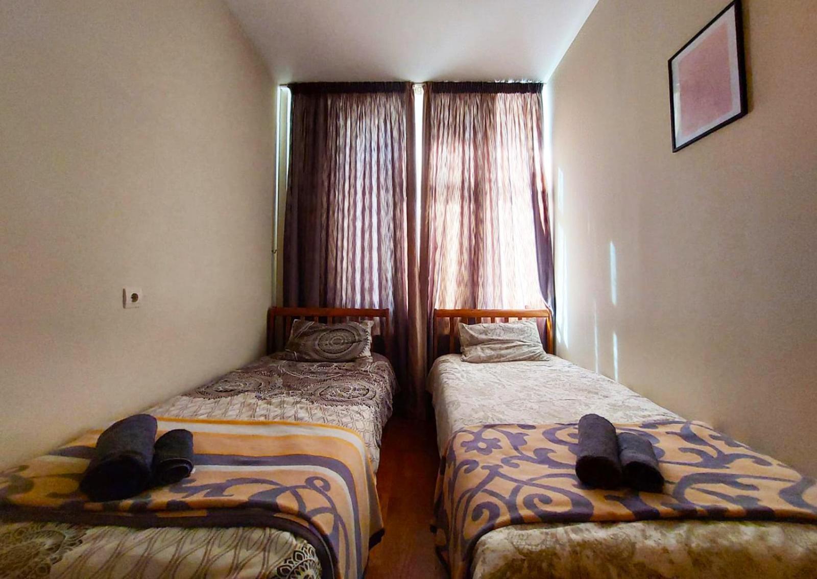 City Center 2Bdr Apartment Near Rustaveli Av. Tbilisi Exterior foto